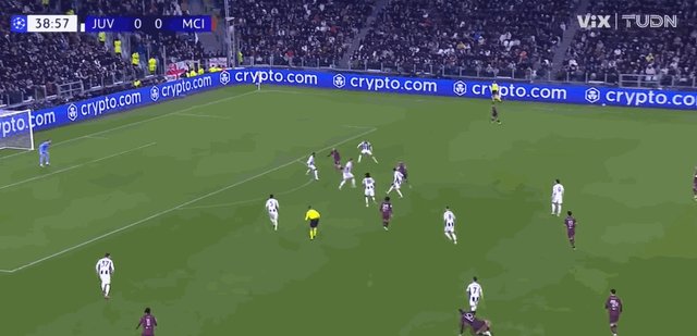 1733957312469076233.gif 哈兰德.gif